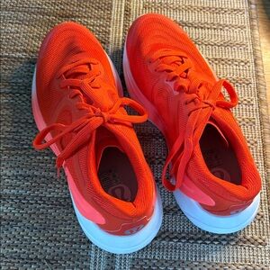 Lululemon Vibrant Orange Running Shoes-Blissfeel Run 2